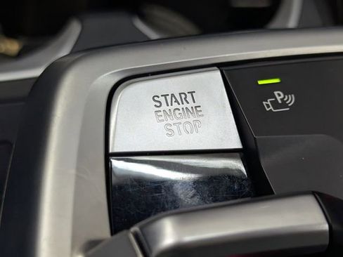 Used 2025 BMW X2 xDrive28i image 21