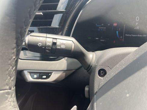 Used 2025 Lexus RX 350 FWD w/ Technology Package image 22