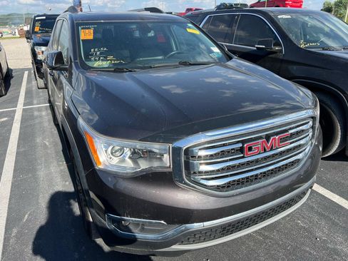 Used 2018 GMC Acadia SLT AWD/4WD image 1
