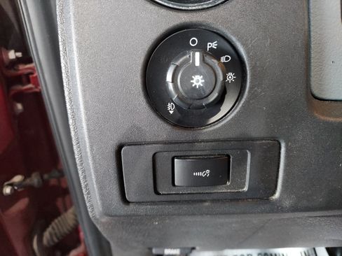 Used 2014 Ford F150 XLT w/ XLT Chrome Package RWD image 23