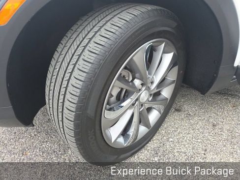 Used 2023 Buick Encore GX Essence w/ Experience Buick Package FWD image 26