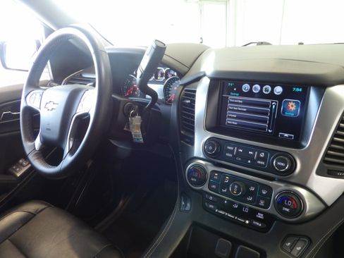 Used 2018 Chevrolet Tahoe LT AWD/4WD image 28