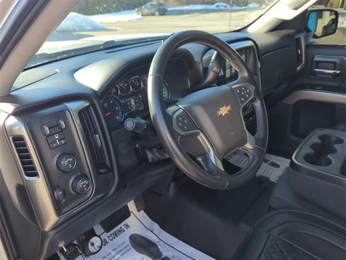 Certified 2018 Chevrolet Silverado 1500 LT w/ All Star Edition image 10