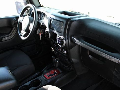 Used 2016 Jeep Wrangler Unlimited Sport image 20