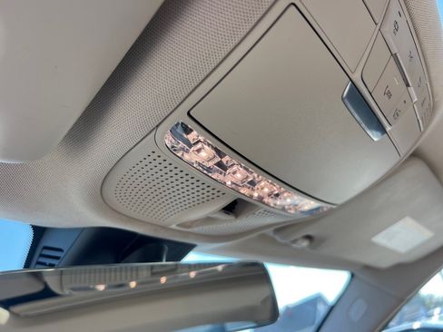 Used 2021 Mercedes-Benz C 300 4MATIC Sedan image 39
