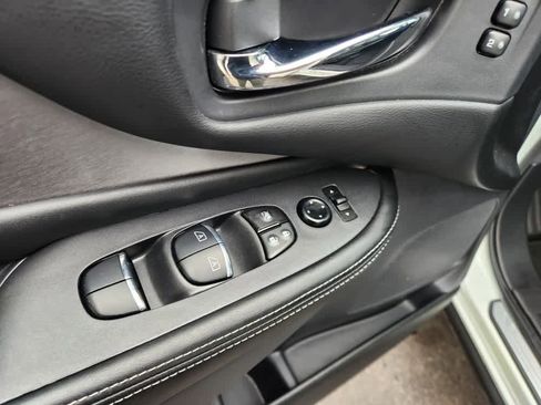 Used 2023 Nissan Murano SL image 23