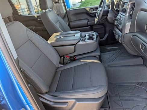 Used 2024 Chevrolet Silverado 1500 Custom w/ Turbomax Blackout Package image 4