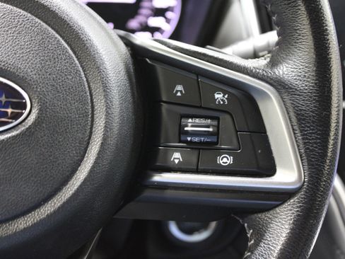 Used 2021 Subaru Outback Premium image 11