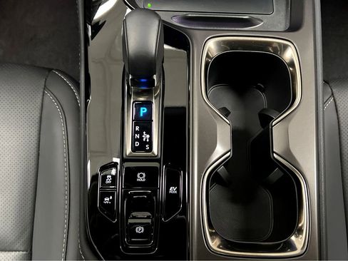 Certified 2026 Lexus NX 350h AWD w/ Cold Area Package image 32