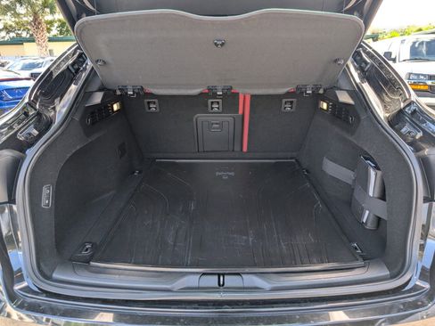 Used 2022 Maserati Levante GT image 10