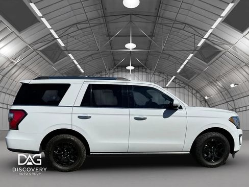 Used 2018 Ford Expedition Limited AWD/4WD image 6