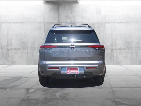 New 2026 Nissan Pathfinder Platinum AWD/4WD image 6