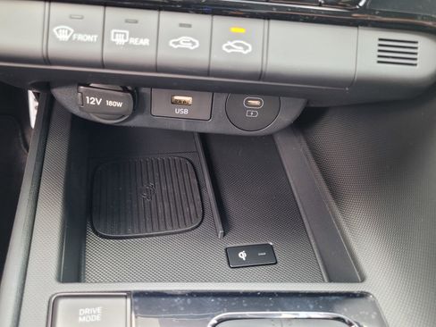 New 2025 Hyundai Elantra SEL image 19