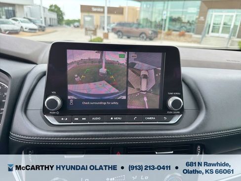 Used 2021 Nissan Rogue SV FWD image 9