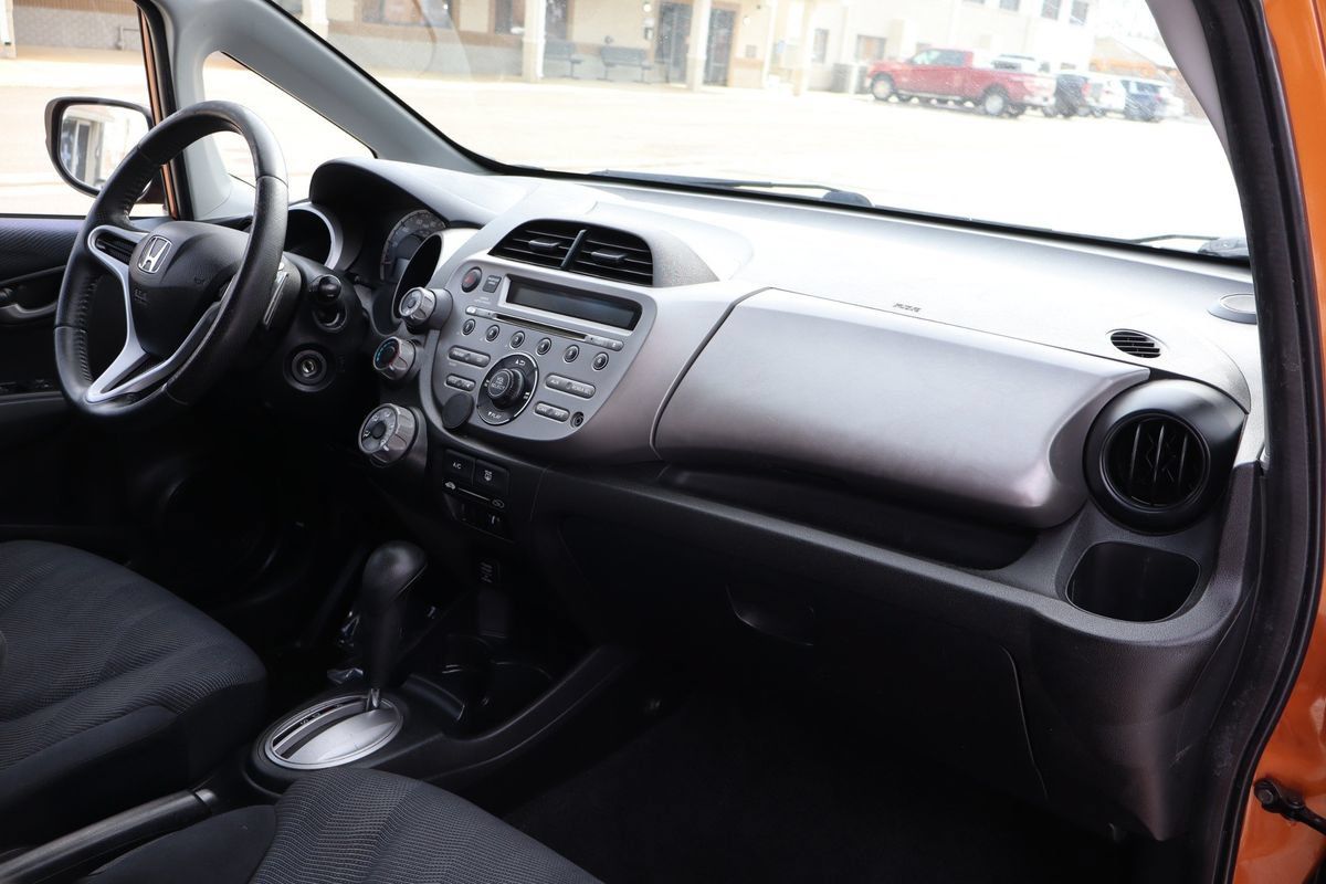 Used 2010 Honda Fit Sport image 17