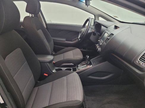 Used 2017 Kia Forte S w/ S Premium Package FWD image 21