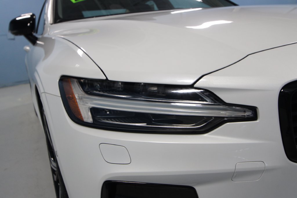 Used 2024 Volvo S60 B5 Plus AWD/4WD image 32