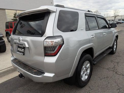 Used 2022 Toyota 4Runner SR5 Premium w/ Moonroof Package image 8
