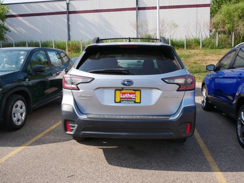 Used 2020 Subaru Outback Premium AWD/4WD image 4