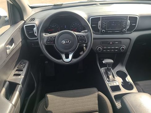Used 2018 Kia Sportage LX AWD/4WD image 22
