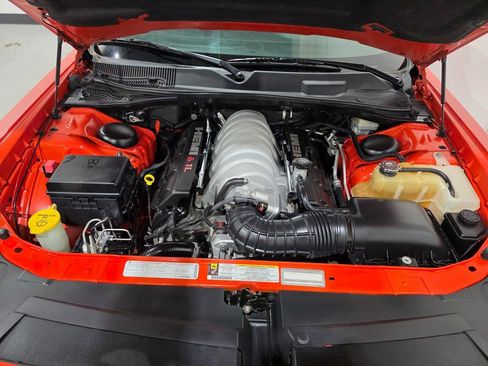 Used 2009 Dodge Challenger SRT8 w/ SRT Option Group II image 10
