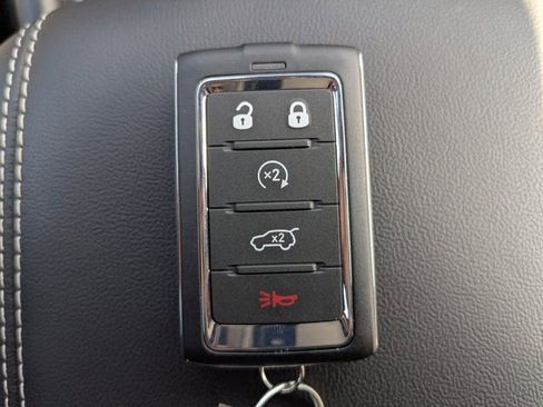 New 2026 Jeep Grand Cherokee Altitude RWD image 31