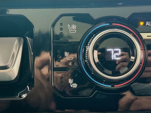 Used 2023 GMC Sierra 1500 Denali w/ Technology Package image 20