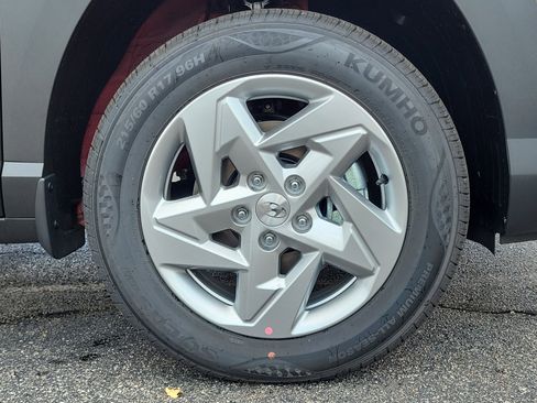 New 2026 Hyundai Kona SE image 5