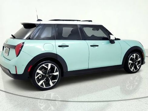 Used 2026 MINI Cooper S FWD image 9