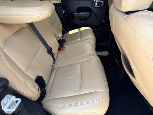 Used 2021 Jeep Wrangler Unlimited Sport AWD/4WD image 13