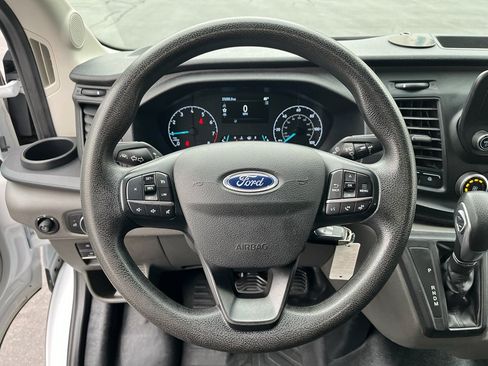 Used 2023 Ford Transit 250 Medium Roof AWD image 18