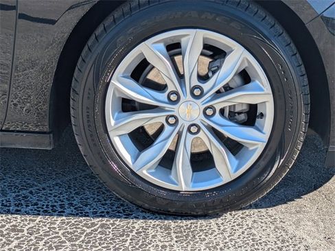 Certified 2025 Chevrolet Malibu LT image 12