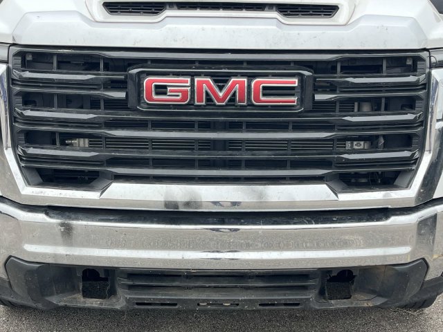 Used 2024 GMC Sierra 2500 Pro w/ 1SA Pro Safety Plus Package AWD/4WD image 7