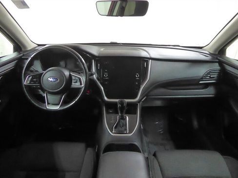 Used 2022 Subaru Outback Premium image 9