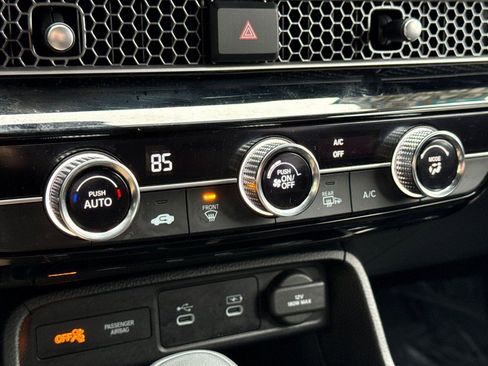 Certified 2025 Honda Civic Sport image 19