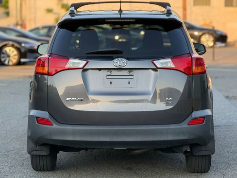 Used 2014 Toyota RAV4 LE AWD/4WD image 11