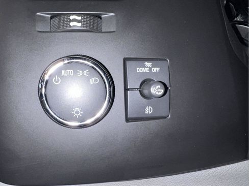 Used 2010 Chevrolet Silverado 2500 LT w/ Interior Plus Package RWD image 52