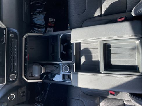 Used 2022 Toyota Tundra SR5 image 27