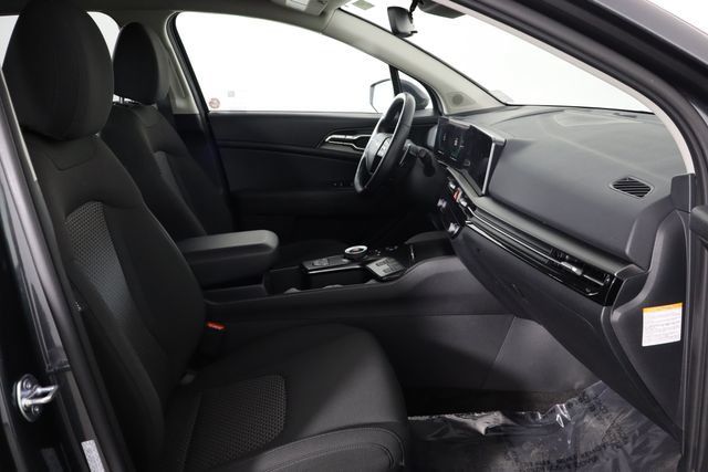 Used 2026 Kia Sportage LX FWD image 17