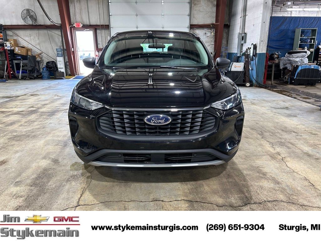 Used 2023 Ford Escape Active AWD/4WD image 11