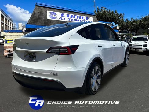 Used 2021 Tesla Model Y 2WD image 7