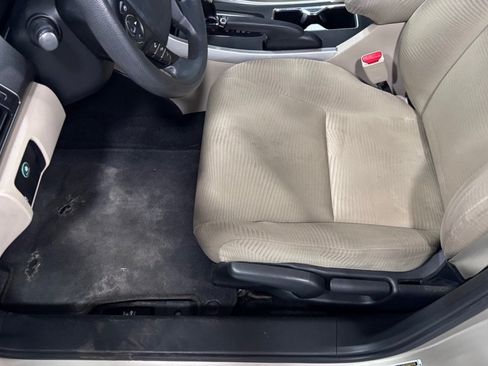 Used 2015 Honda Accord LX image 18