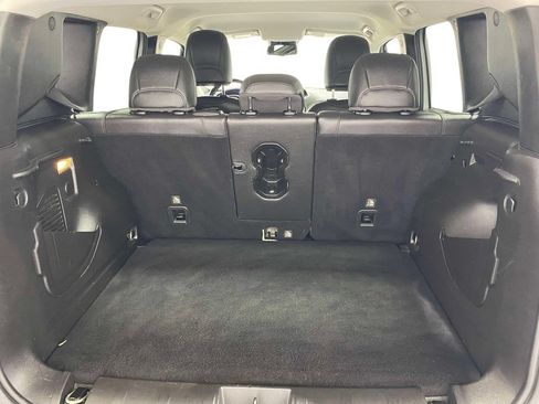Used 2021 Jeep Renegade Limited w/ Trailer Tow Group AWD/4WD image 8