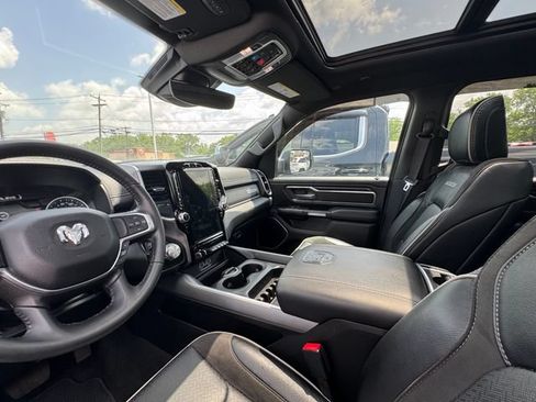 Used 2023 RAM 1500 Laramie AWD/4WD image 36