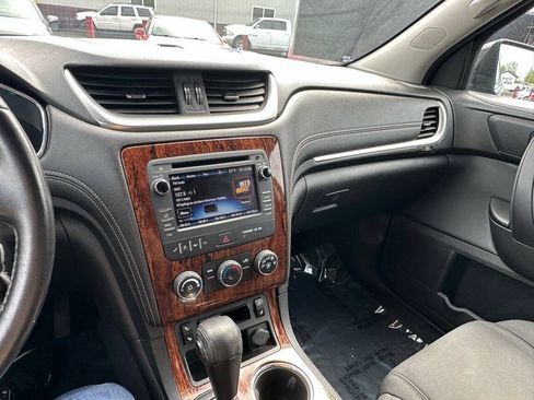Used 2014 Chevrolet Traverse LT w/ All-Star Edition FWD image 12