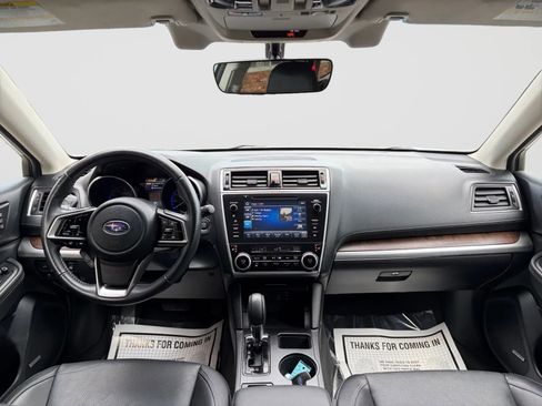 Used 2018 Subaru Outback 3.6R Limited AWD/4WD image 22