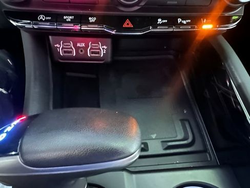 Used 2024 Dodge Durango Citadel AWD/4WD image 17