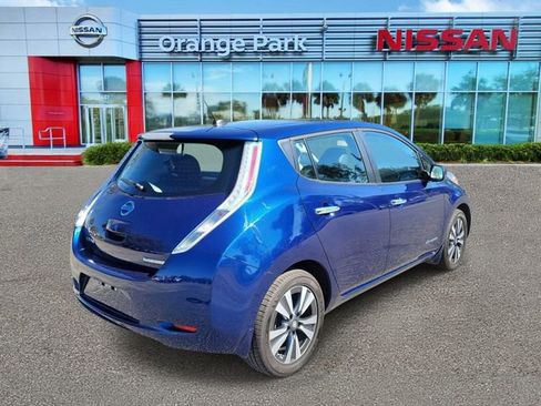 Used 2017 Nissan Leaf SL w/ Premium Package image 2