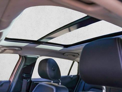 Used 2019 INFINITI QX30 Premium w/ Navigation Package image 24