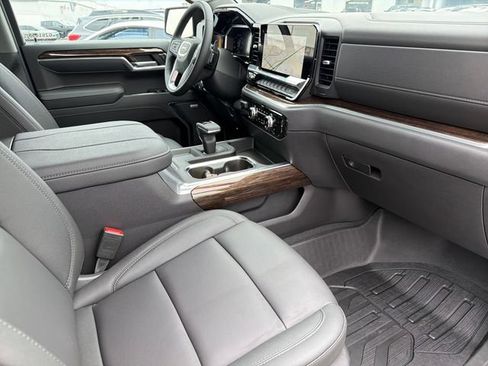 New 2026 GMC Sierra 1500 Elevation w/ Elevation Premium Package AWD/4WD image 22